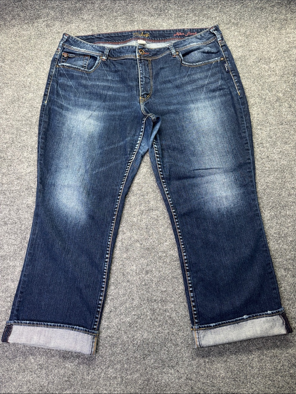 Silver Jeans Medium Wash Cropped Bootcut Ankle Jeans